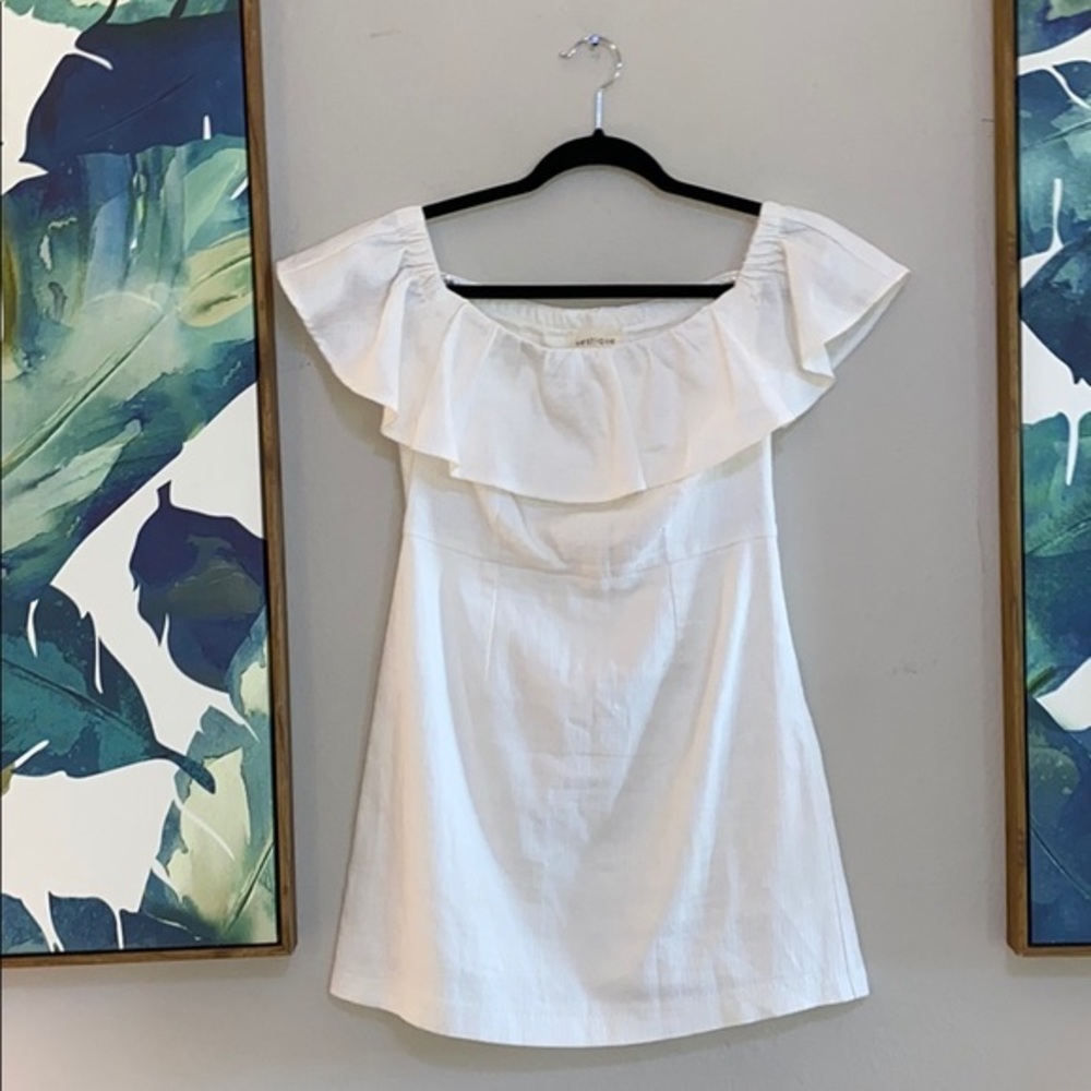 Vestique White Off Shoulder Dress | Medium EUC